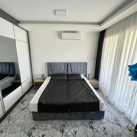 Apartament Holiday Courtyard Longbeach *