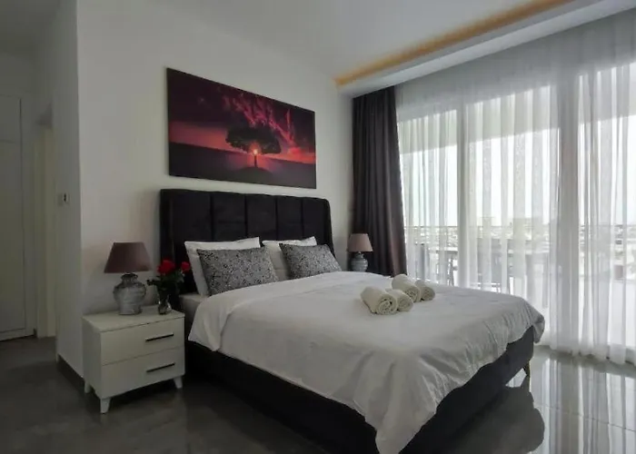 Holiday Courtyard Longbeach * Iskele District (Northern Cyprus)