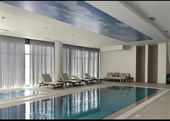 Holiday Courtyard Longbeach